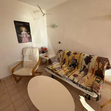 4 Personnes Vue Jardin Dans Avec Piscine سُت
