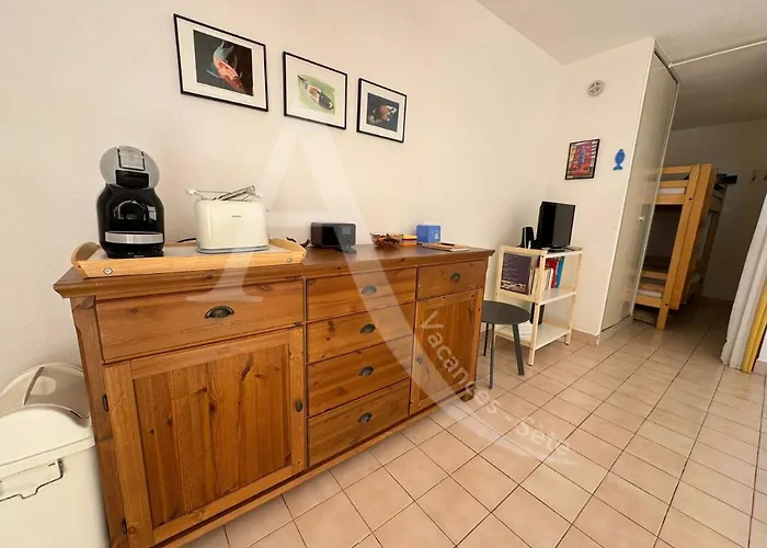4 Personnes Vue Jardin Dans Avec Piscine Lägenhet Sète